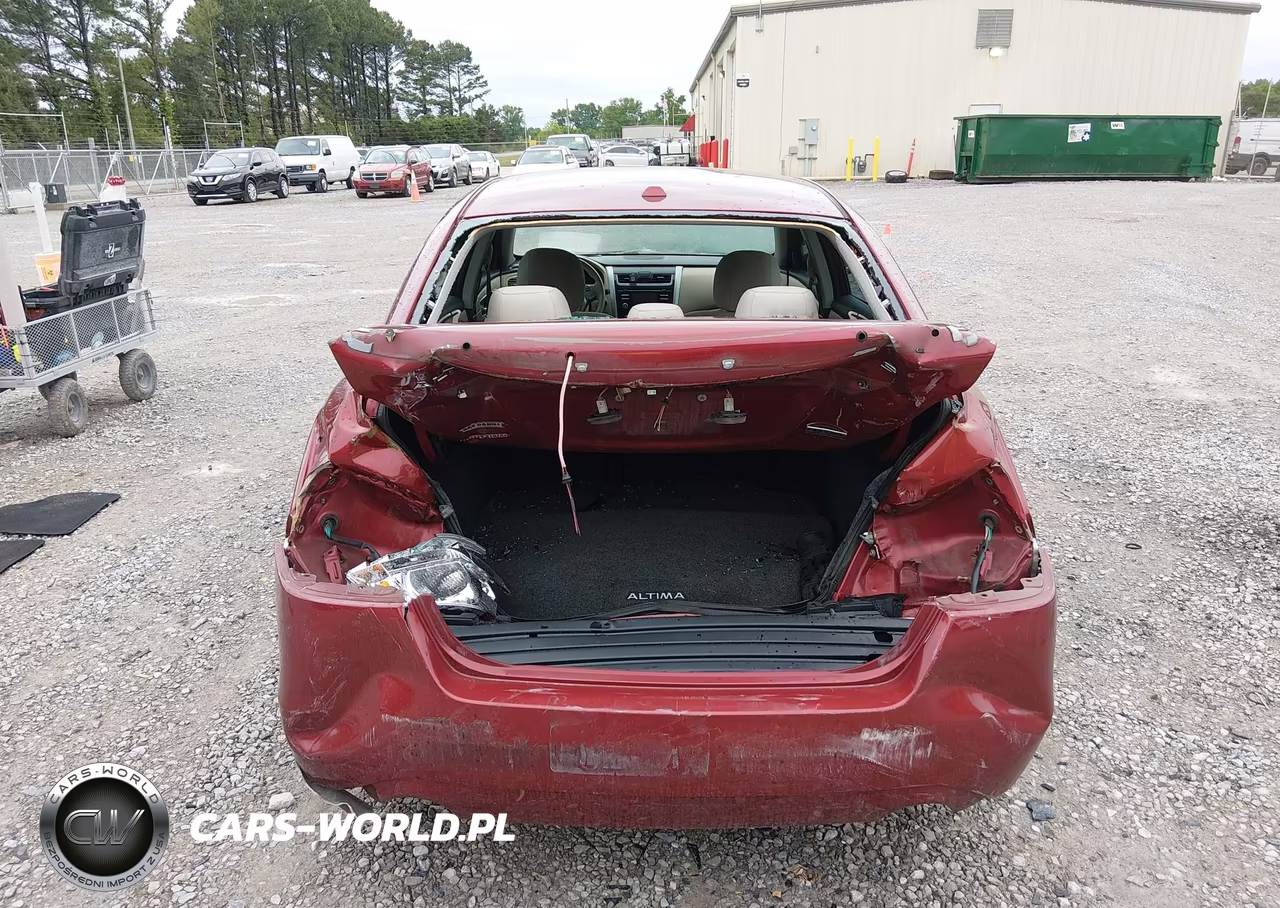 2015 Nissan Altima 2.5 S VIN:1N4AL3AP3FN916486 - 6