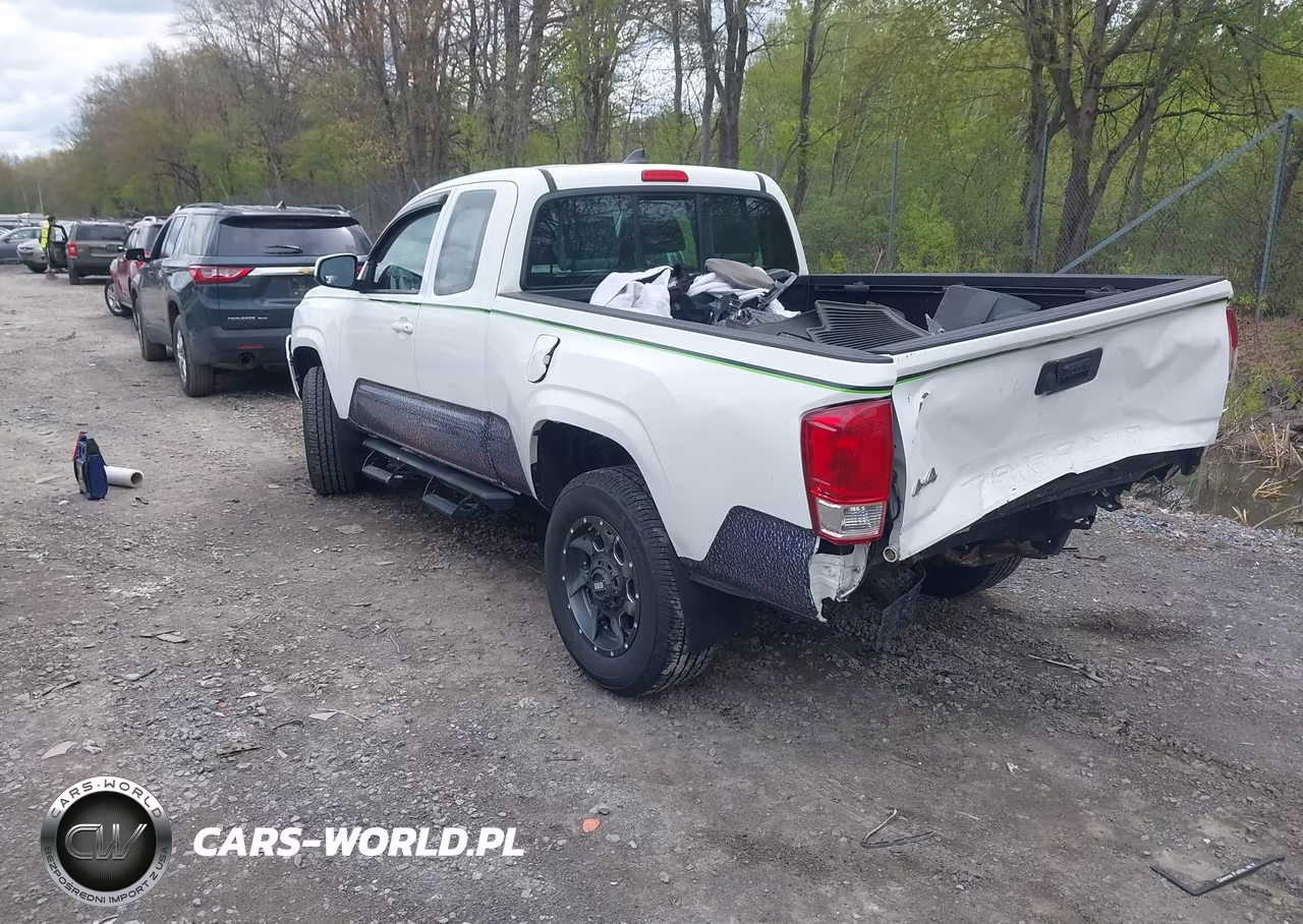 2017 Toyota Tacoma Sr VIN:5TFSX5EN7HX056431 - 3