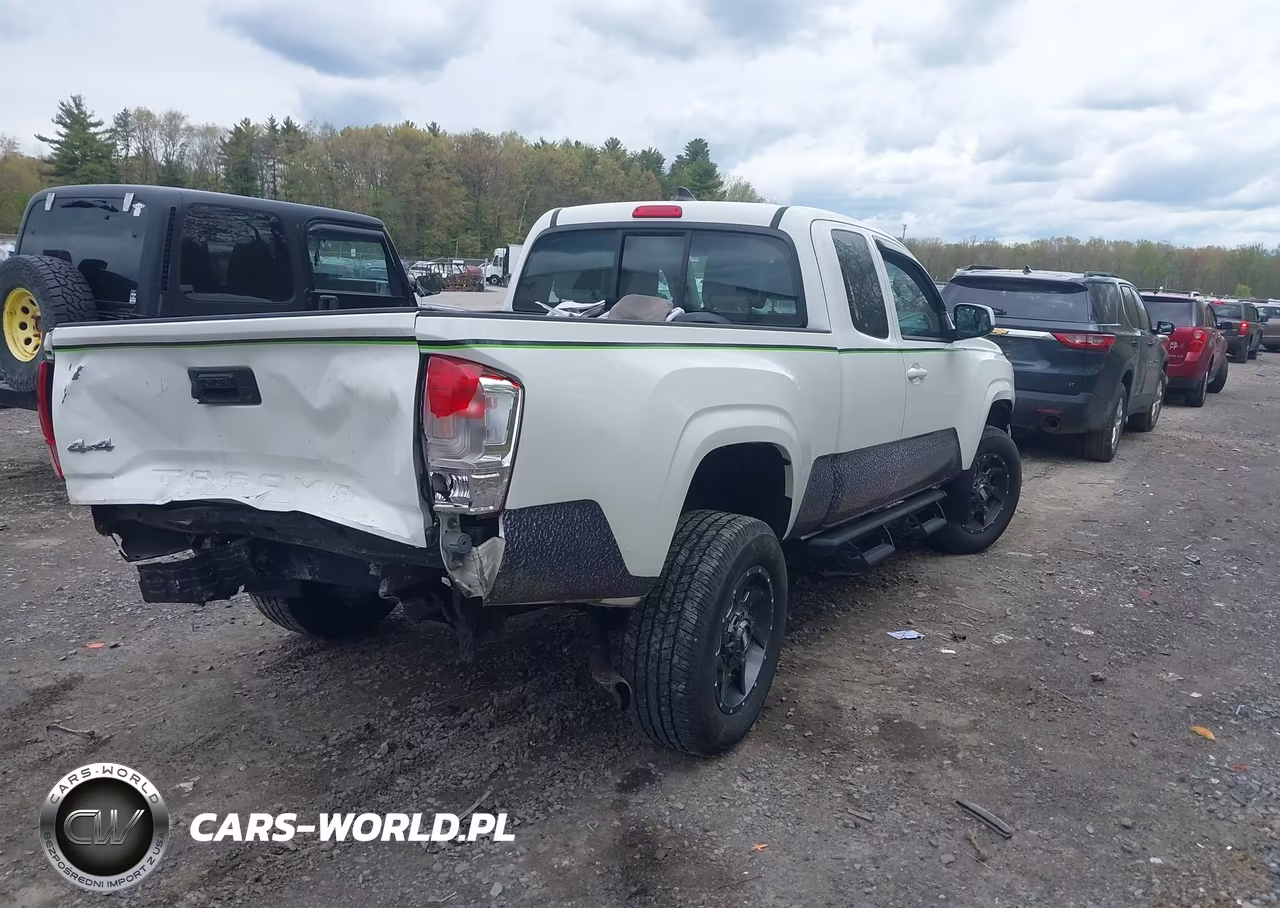 2017 Toyota Tacoma Sr VIN:5TFSX5EN7HX056431 - 4