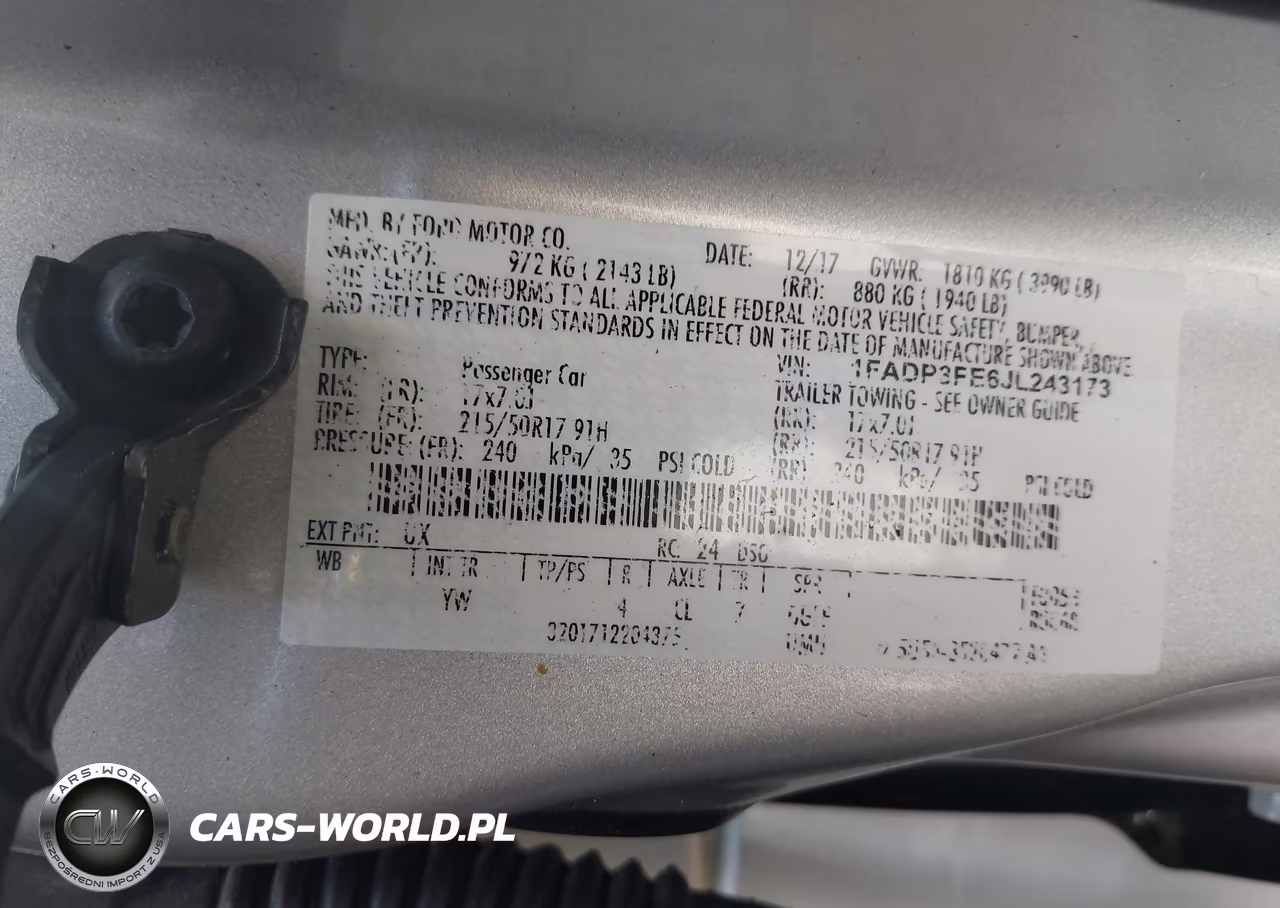 2018 Ford Focus Se VIN:1FADP3FE6JL243173 - 9