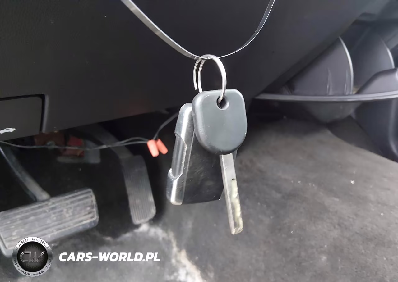 2017 Chevrolet Silverado 1500 1Lt VIN:3GCUKREC6HG399085 - 11