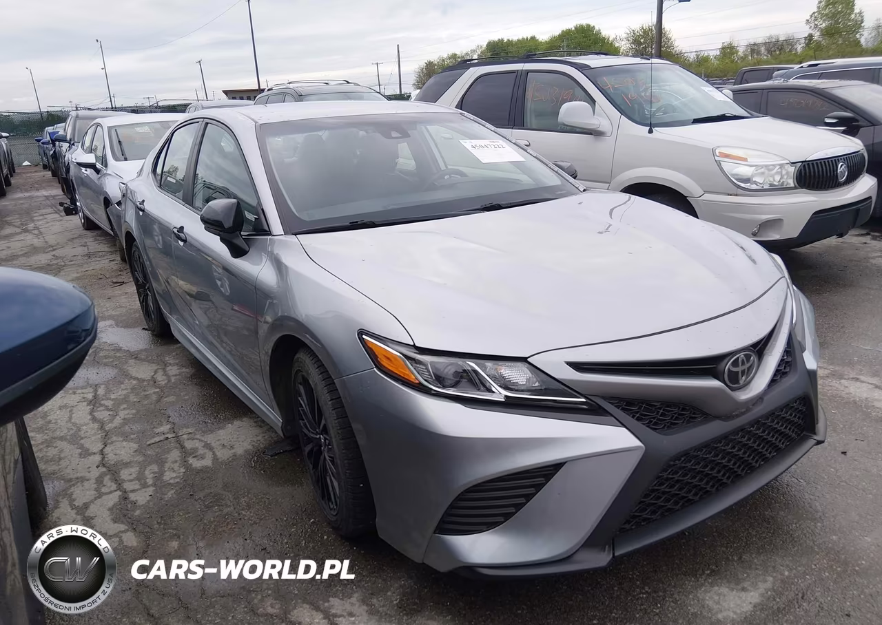 2020 Toyota Camry Se Nightshade Edition – zdjęcie 1 z 17