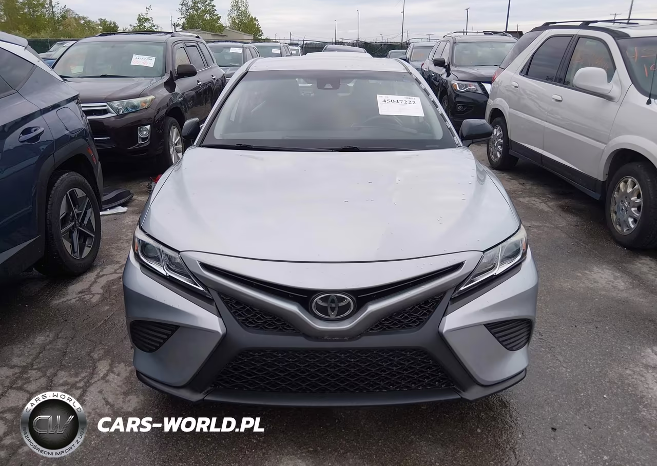 2020 Toyota Camry Se Nightshade Edition VIN:4T1G11AK0LU314967 - 13