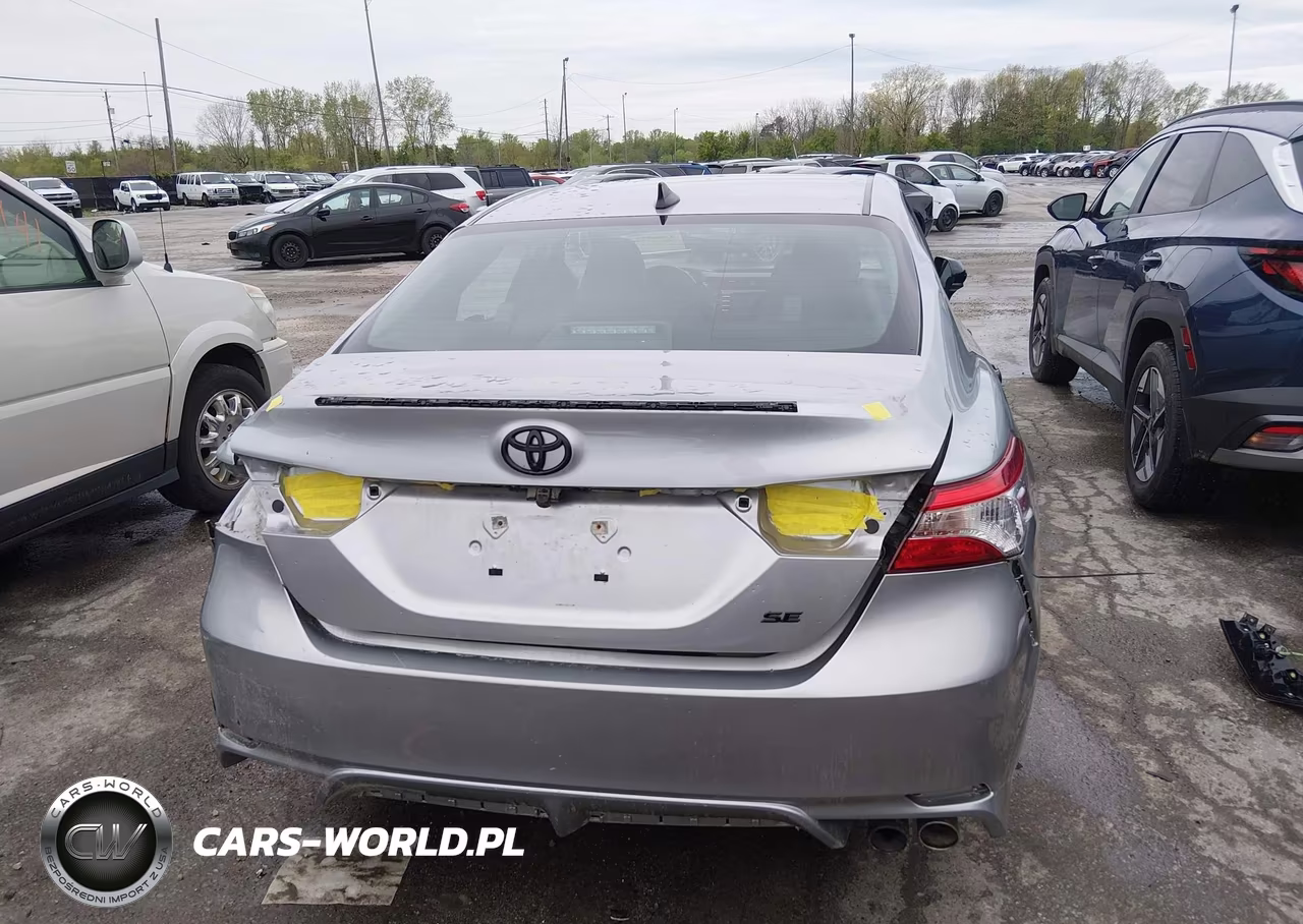 2020 Toyota Camry Se Nightshade Edition VIN:4T1G11AK0LU314967 - 17