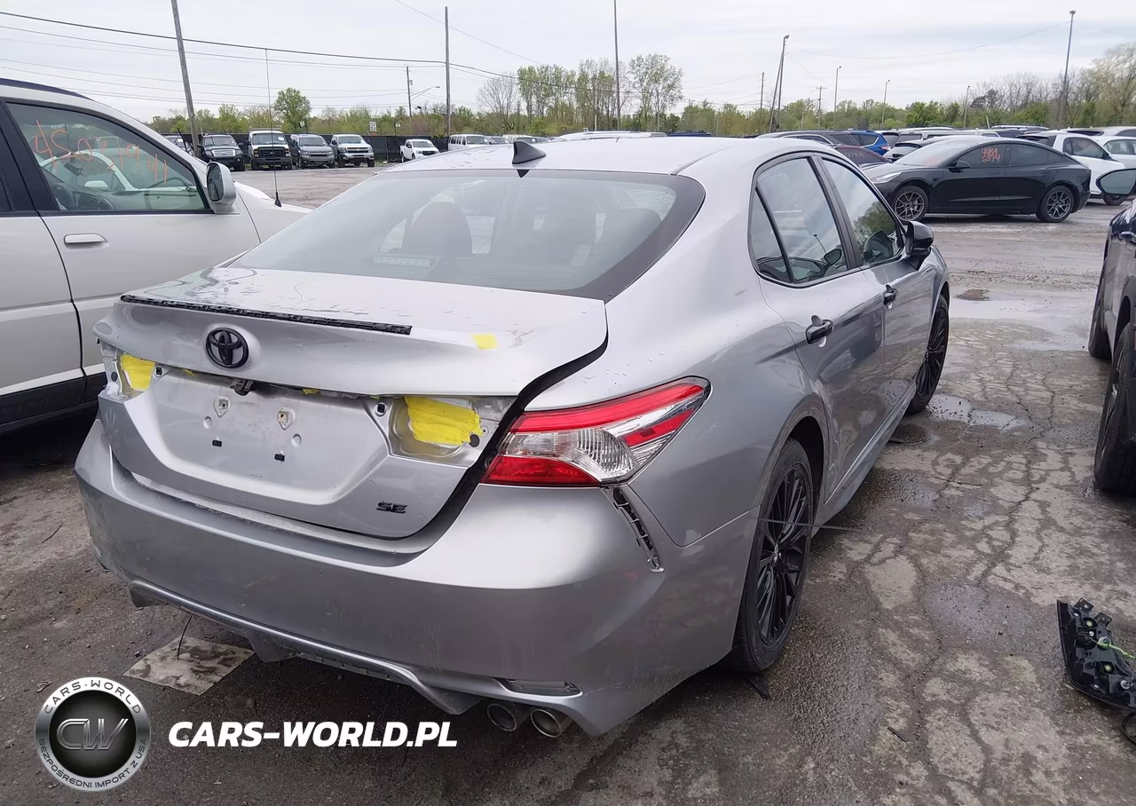 2020 Toyota Camry Se Nightshade Edition VIN:4T1G11AK0LU314967 - 4