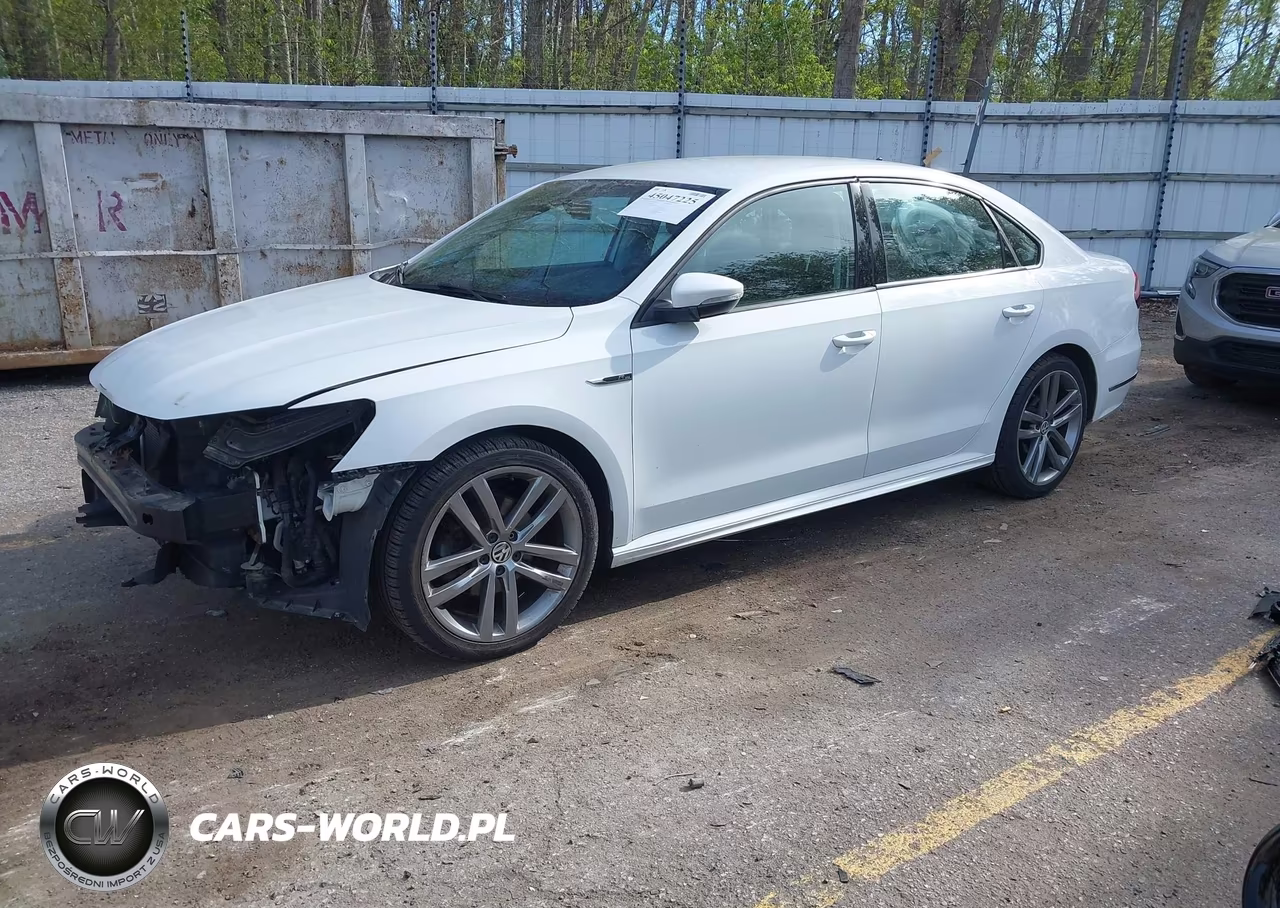 2018 Volkswagen Passat 2.0T R-Line-2.0T S VIN:1VWAA7A31JC048624 - 2