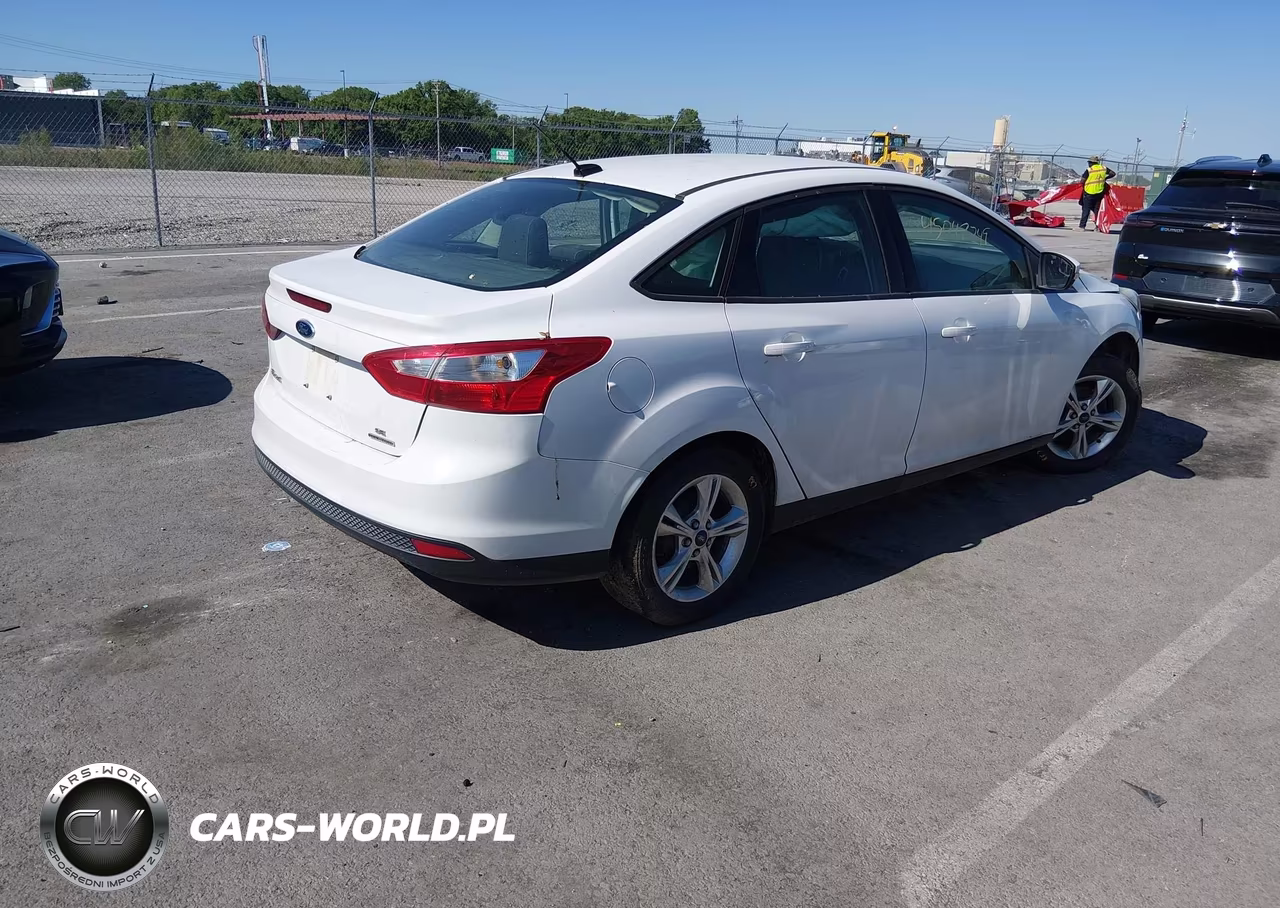 2013 Ford Focus Se VIN:1FADP3F29DL153588 - 4