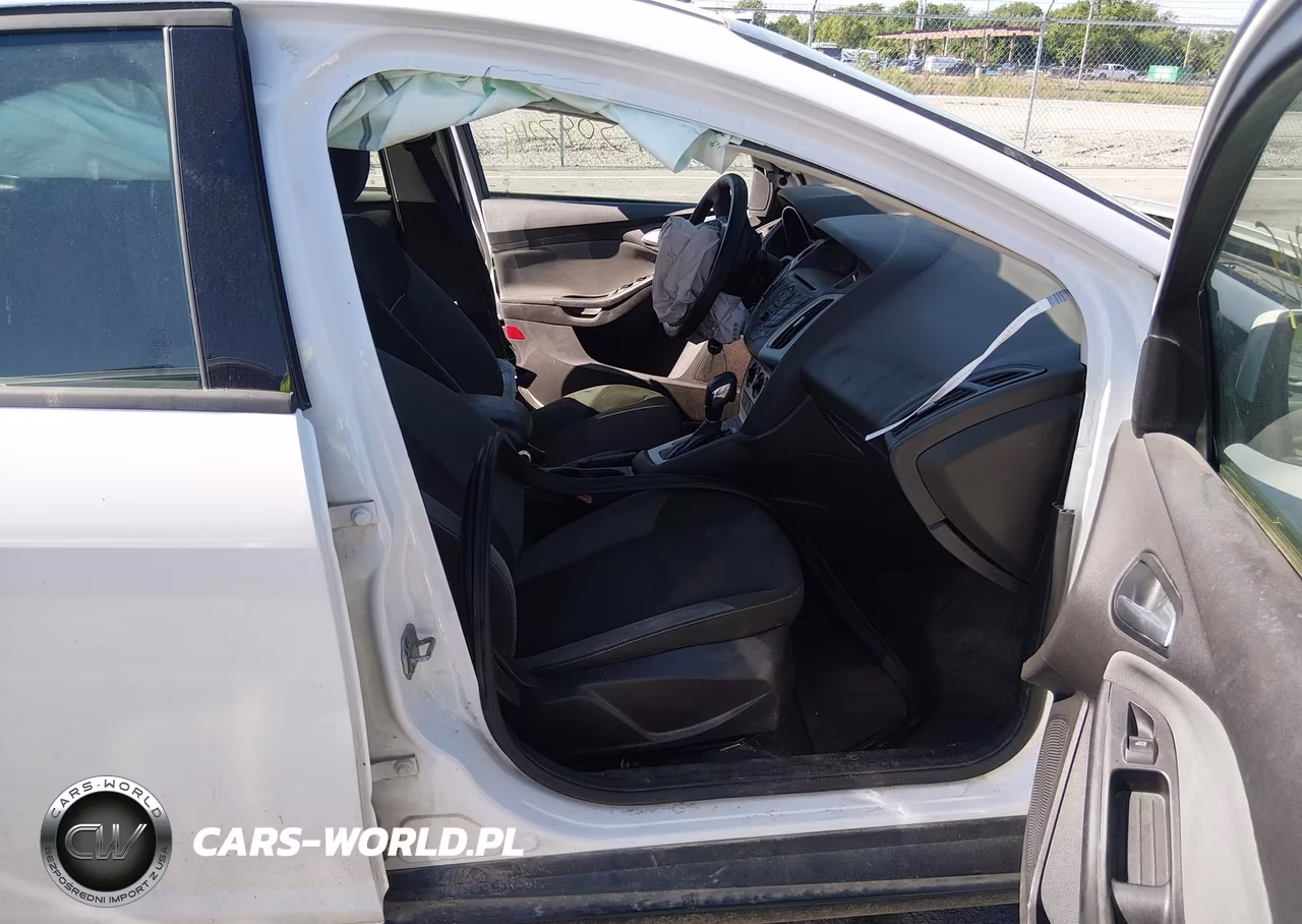 2013 Ford Focus Se VIN:1FADP3F29DL153588 - 5