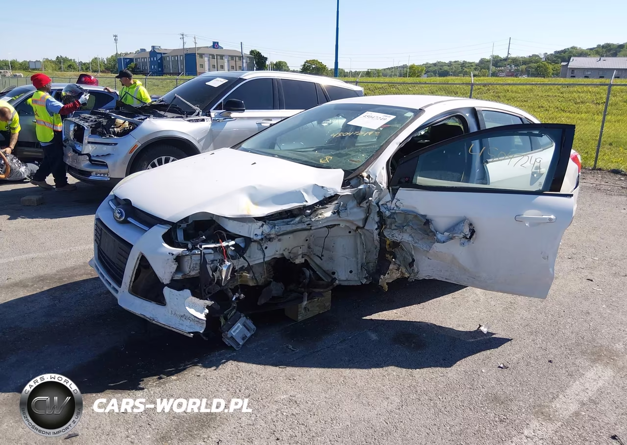 2013 Ford Focus Se VIN:1FADP3F29DL153588 - 6