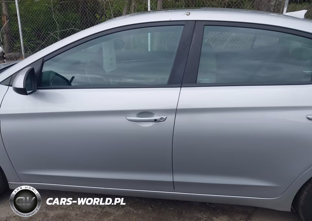 2018 Hyundai Elantra Value Edition VIN:KMHD84LF6JU492038 - 13