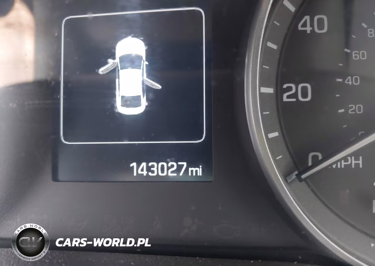 2018 Hyundai Elantra Value Edition VIN:KMHD84LF6JU492038 - 14