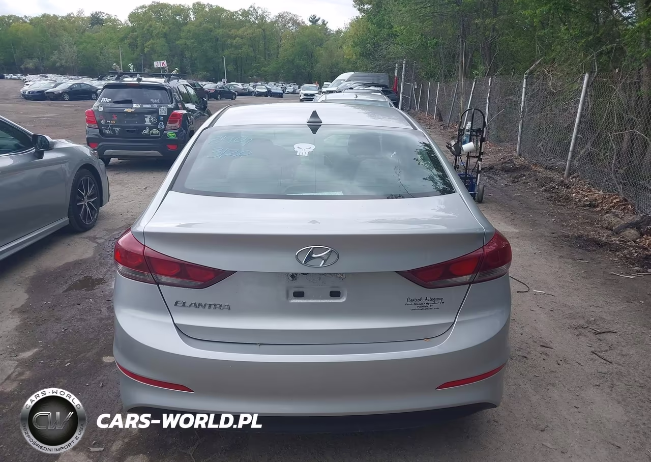 2018 Hyundai Elantra Value Edition VIN:KMHD84LF6JU492038 - 15