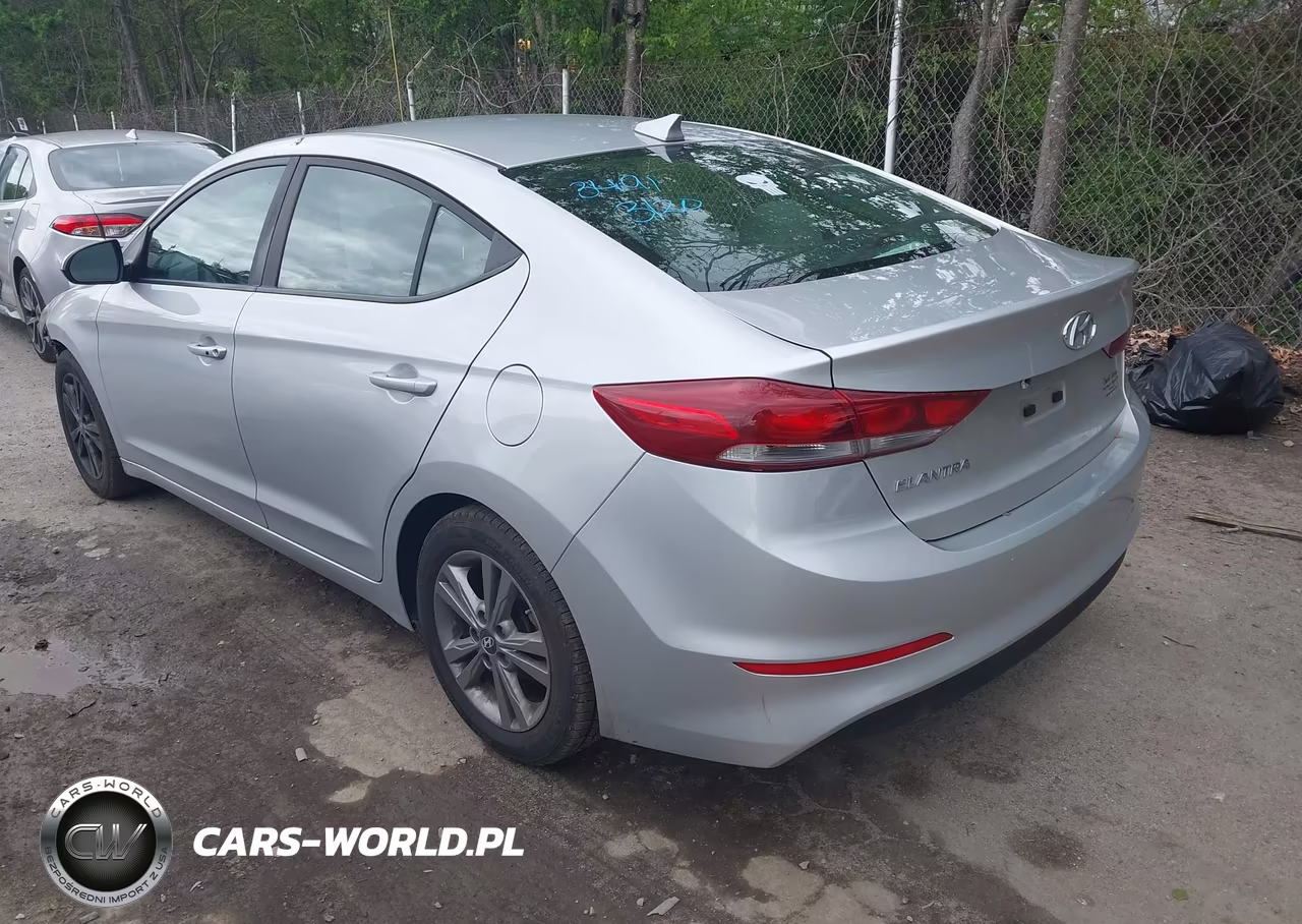 2018 Hyundai Elantra Value Edition VIN:KMHD84LF6JU492038 - 3