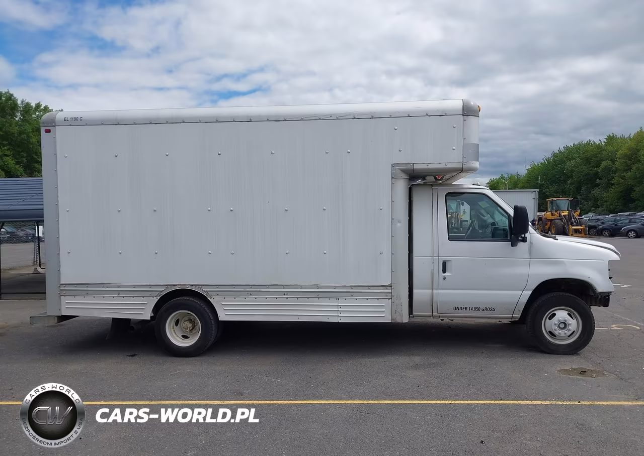 2009 Ford E-450 Cutaway VIN:1FDXE45S89DA11332 - 13