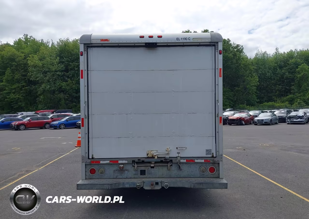 2009 Ford E-450 Cutaway VIN:1FDXE45S89DA11332 - 15