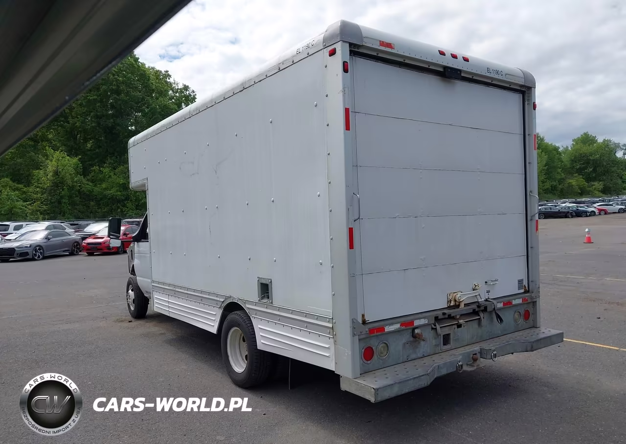 2009 Ford E-450 Cutaway VIN:1FDXE45S89DA11332 - 3