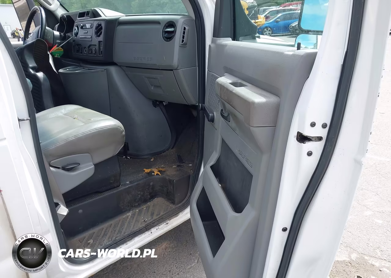 2009 Ford E-450 Cutaway VIN:1FDXE45S89DA11332 - 5