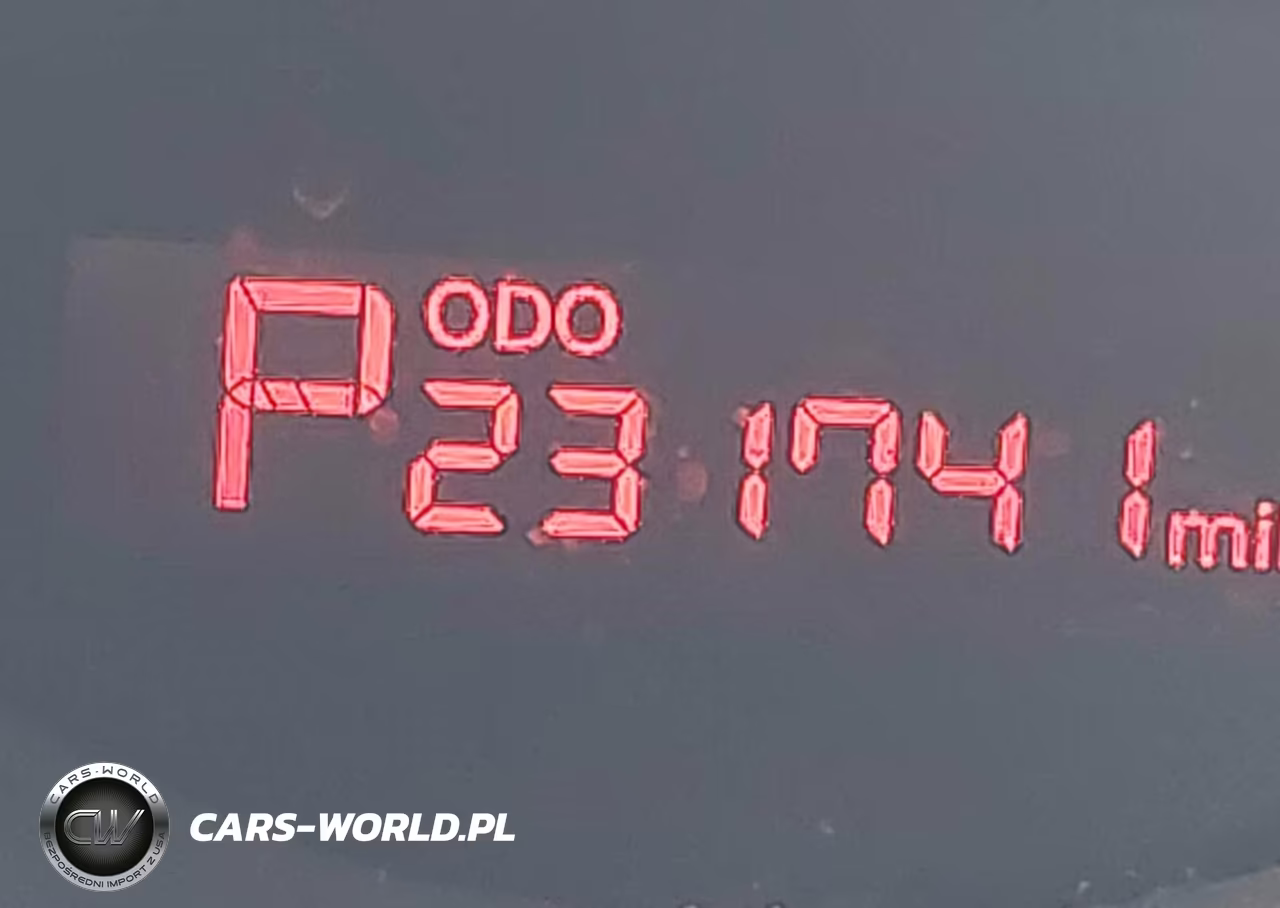2011 Kia Soul + VIN:KNDJT2A27B7335855 - 15