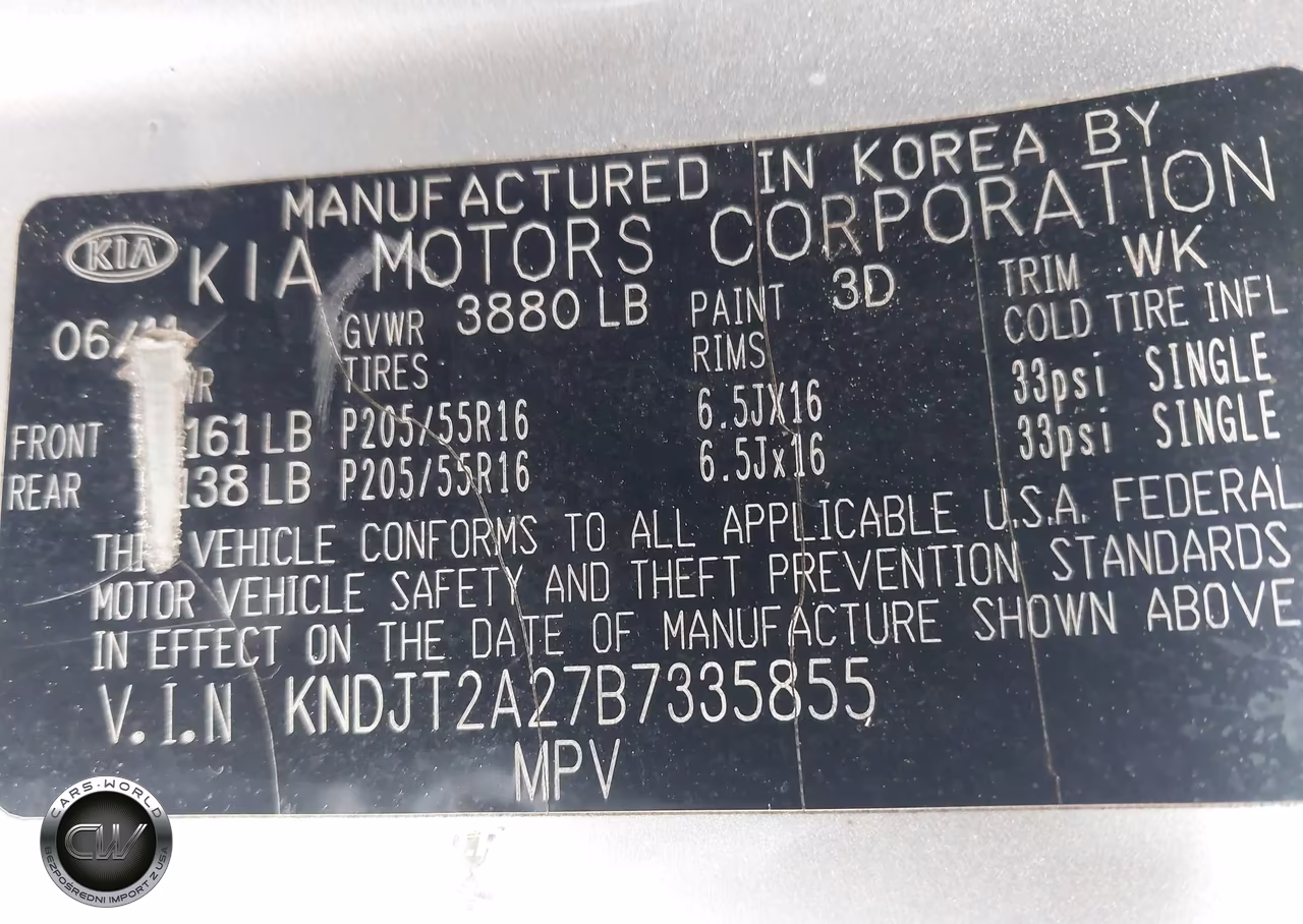 2011 Kia Soul + VIN:KNDJT2A27B7335855 - 9