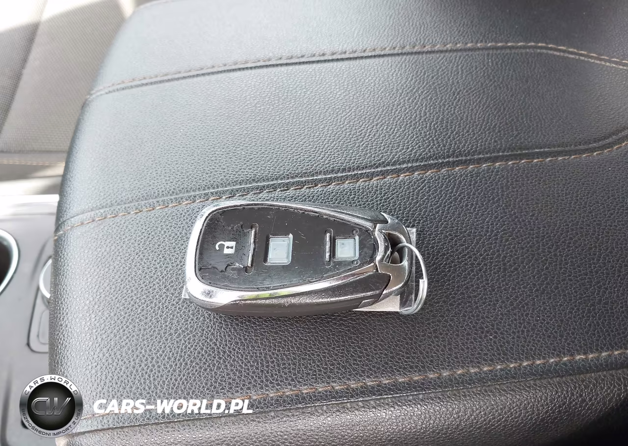 2021 Chevrolet Traverse Fwd Ls VIN:1GNERFKW1MJ223817 - 11