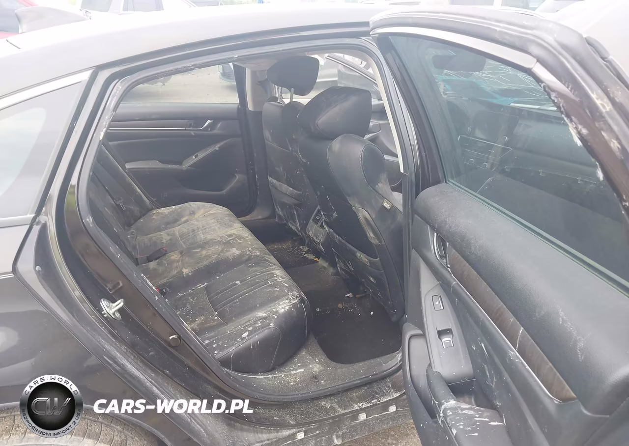 2018 Honda Accord Touring VIN:1HGCV1F96JA030482 - 8