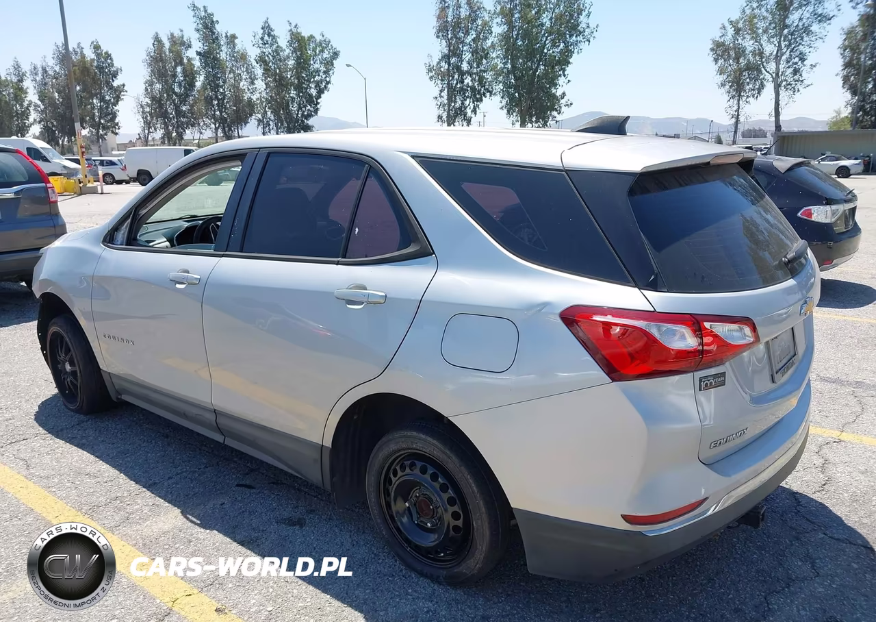 2018 Chevrolet Equinox Ls VIN:2GNAXHEV5J6162130 - 3