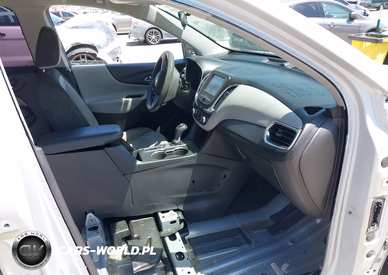 2018 Chevrolet Equinox Ls VIN:2GNAXHEV5J6162130 - 5
