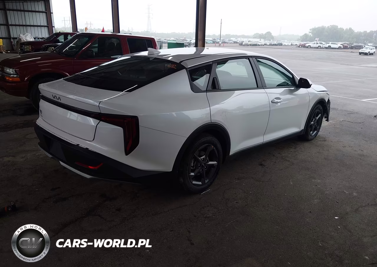 2026 Kia K4 Lxs VIN:3KPFT4DE6TE322877 - 4
