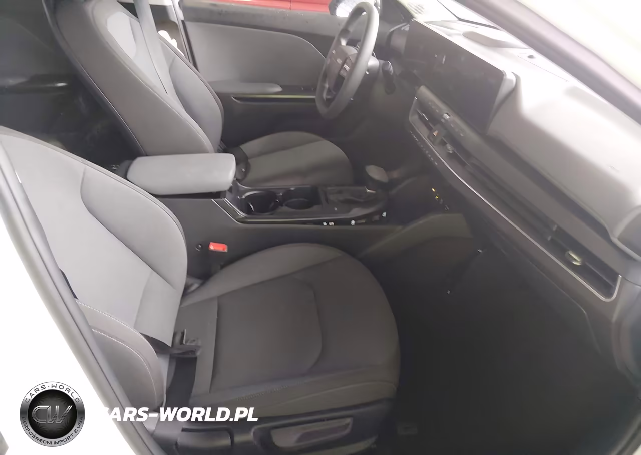 2026 Kia K4 Lxs VIN:3KPFT4DE6TE322877 - 5