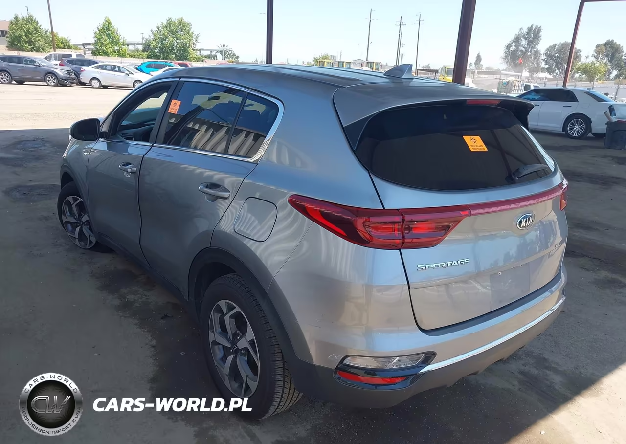 2020 Kia Sportage Lx VIN:KNDPM3AC4L7799242 - 3