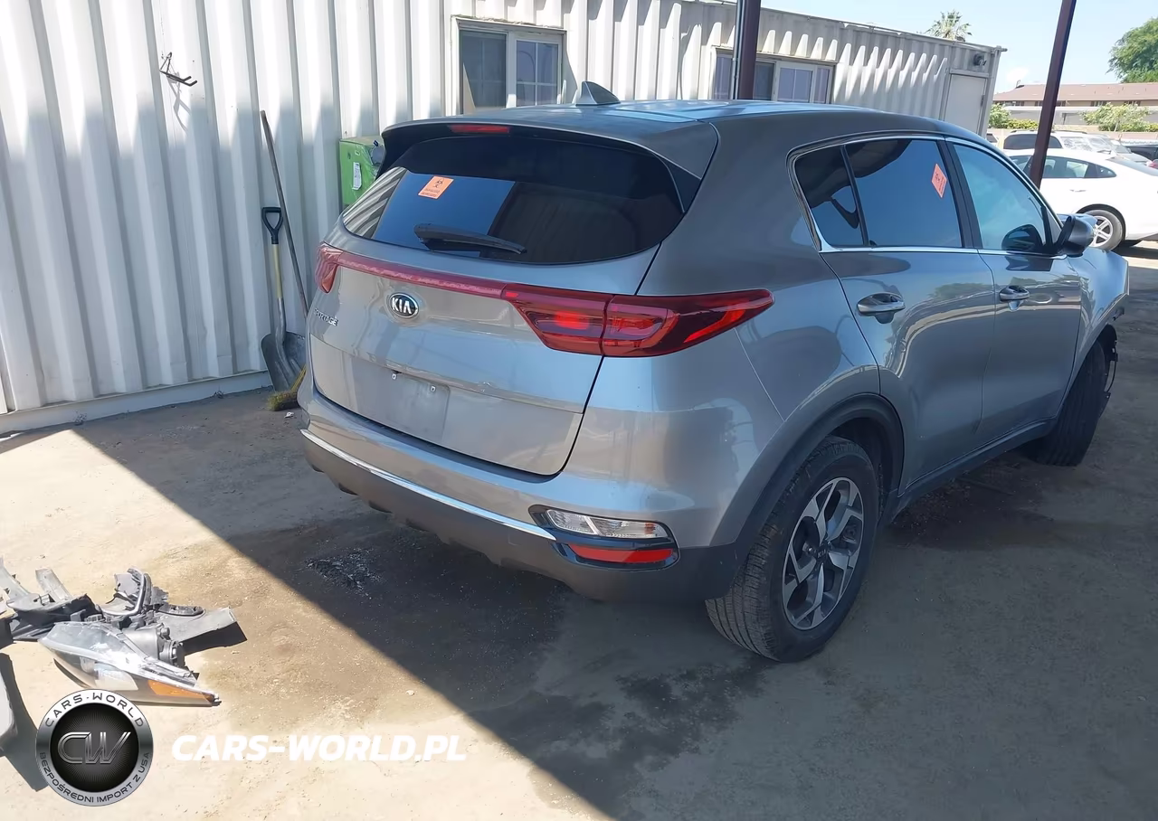 2020 Kia Sportage Lx VIN:KNDPM3AC4L7799242 - 4