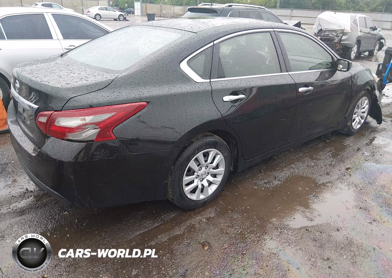 2018 Nissan Altima 2.5 S VIN:1N4AL3AP3JC287557 - 4