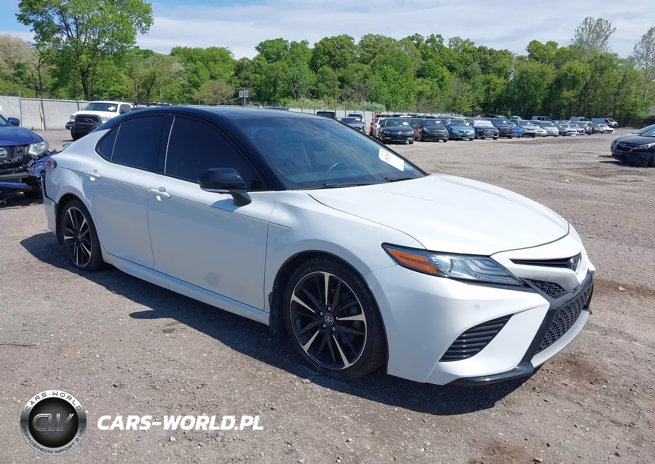2018 Toyota Camry Xse V6 – zdjęcie 1 z 17