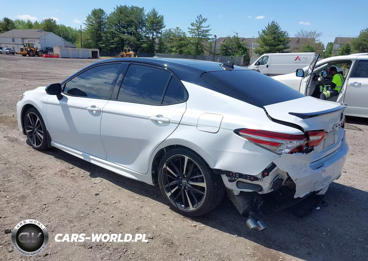 2018 Toyota Camry Xse V6 VIN:4T1BZ1HK5JU011690 - 3