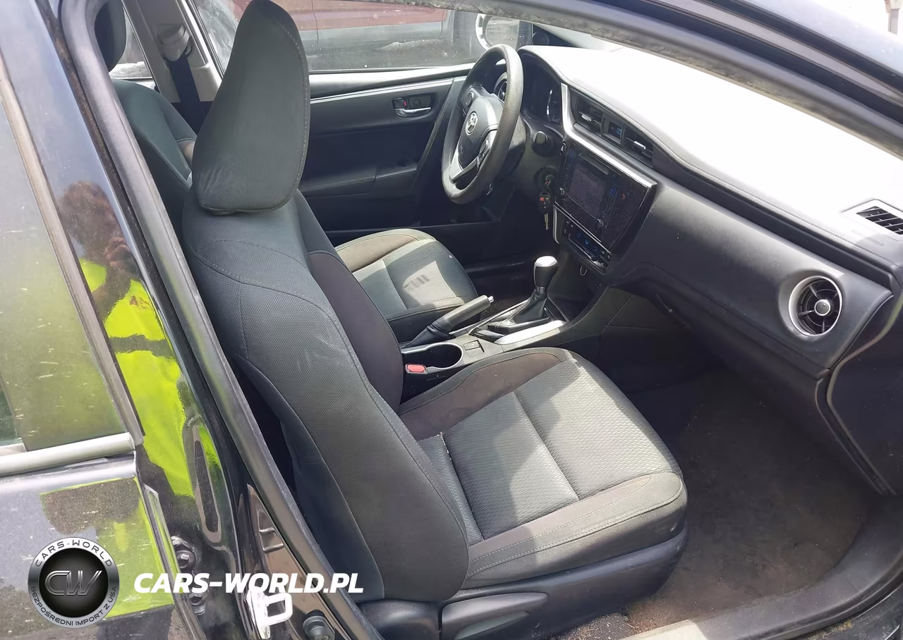 2019 Toyota Corolla Le VIN:5YFBURHE1KP941192 - 5