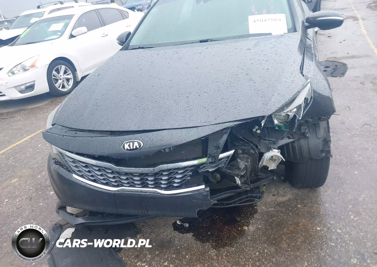 2019 Kia Optima Lx VIN:5XXGT4L35KG301626 - 12