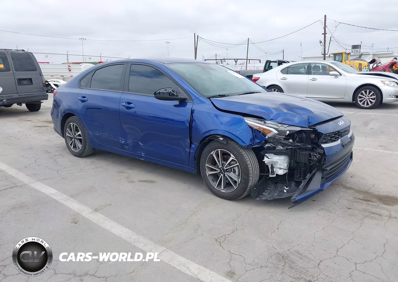 2023 Kia Forte Lxs – zdjęcie 1 z 21