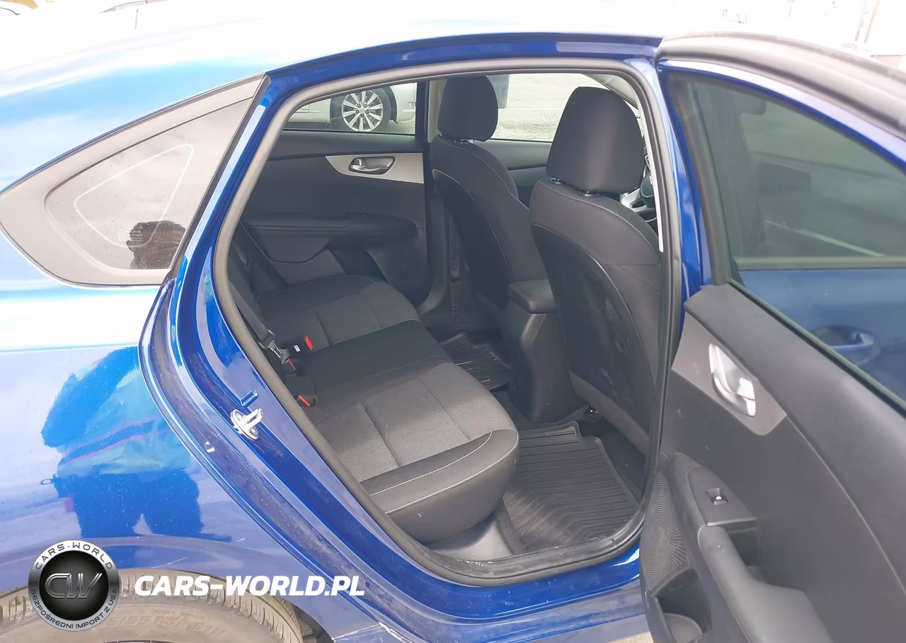2023 Kia Forte Lxs VIN:3KPF24AD6PE668271 - 8
