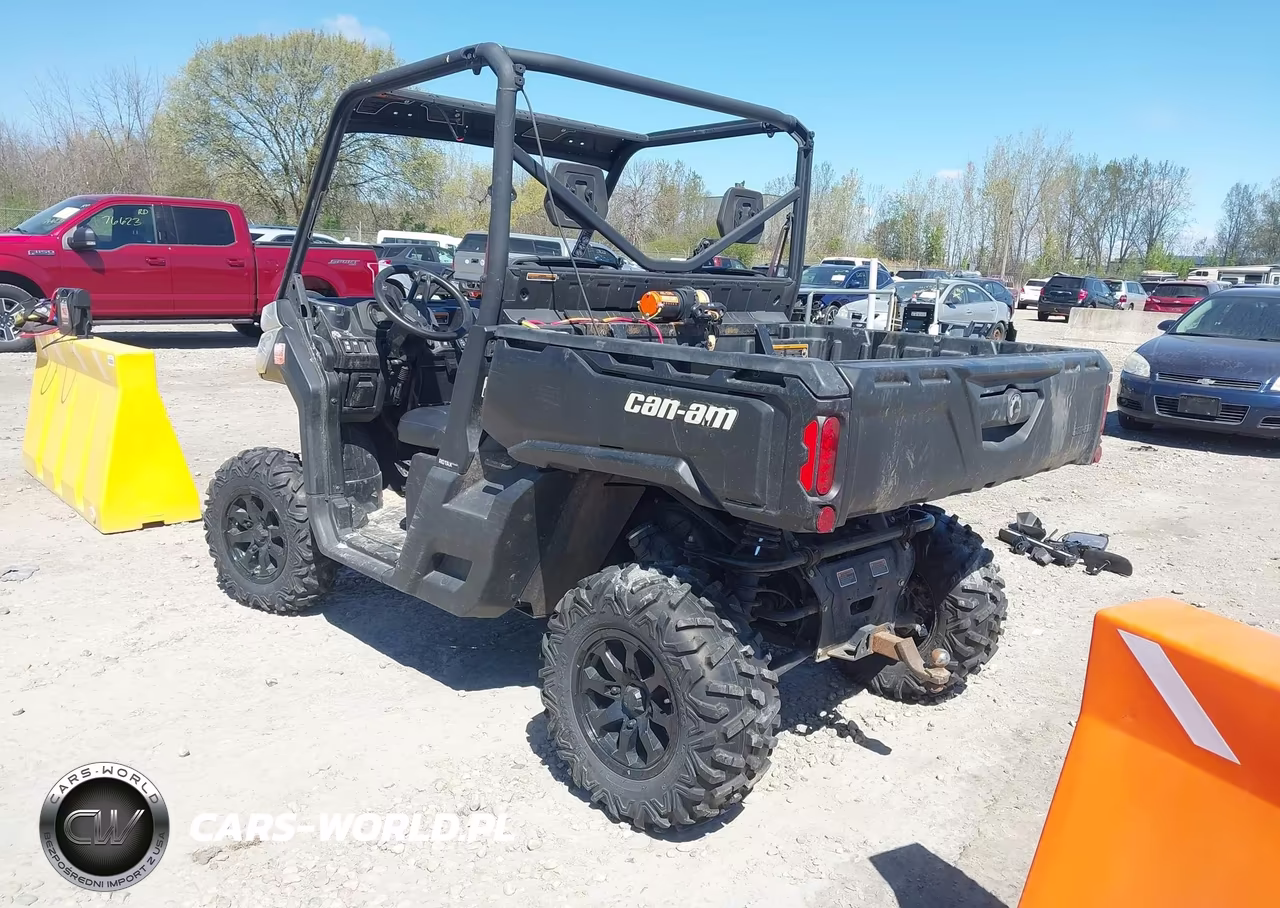 2020 Can-Am Defender Hd10 Dps VIN:3JBUGAX42LK000822 - 3