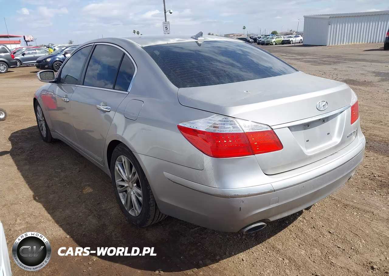 2011 Hyundai Genesis 4.6 VIN:KMHGC4DF0BU136275 - 3