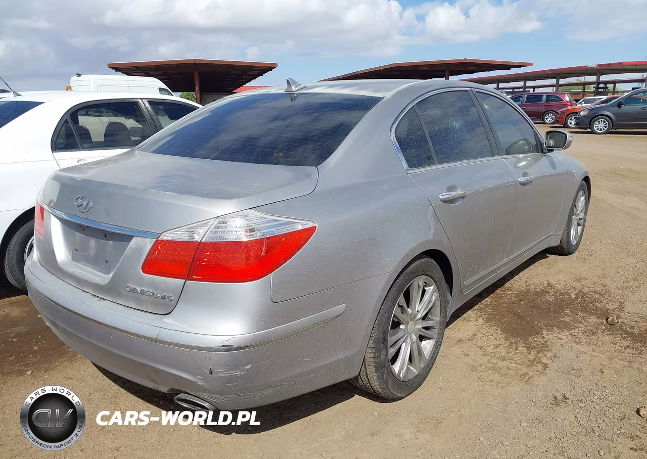 2011 Hyundai Genesis 4.6 VIN:KMHGC4DF0BU136275 - 4