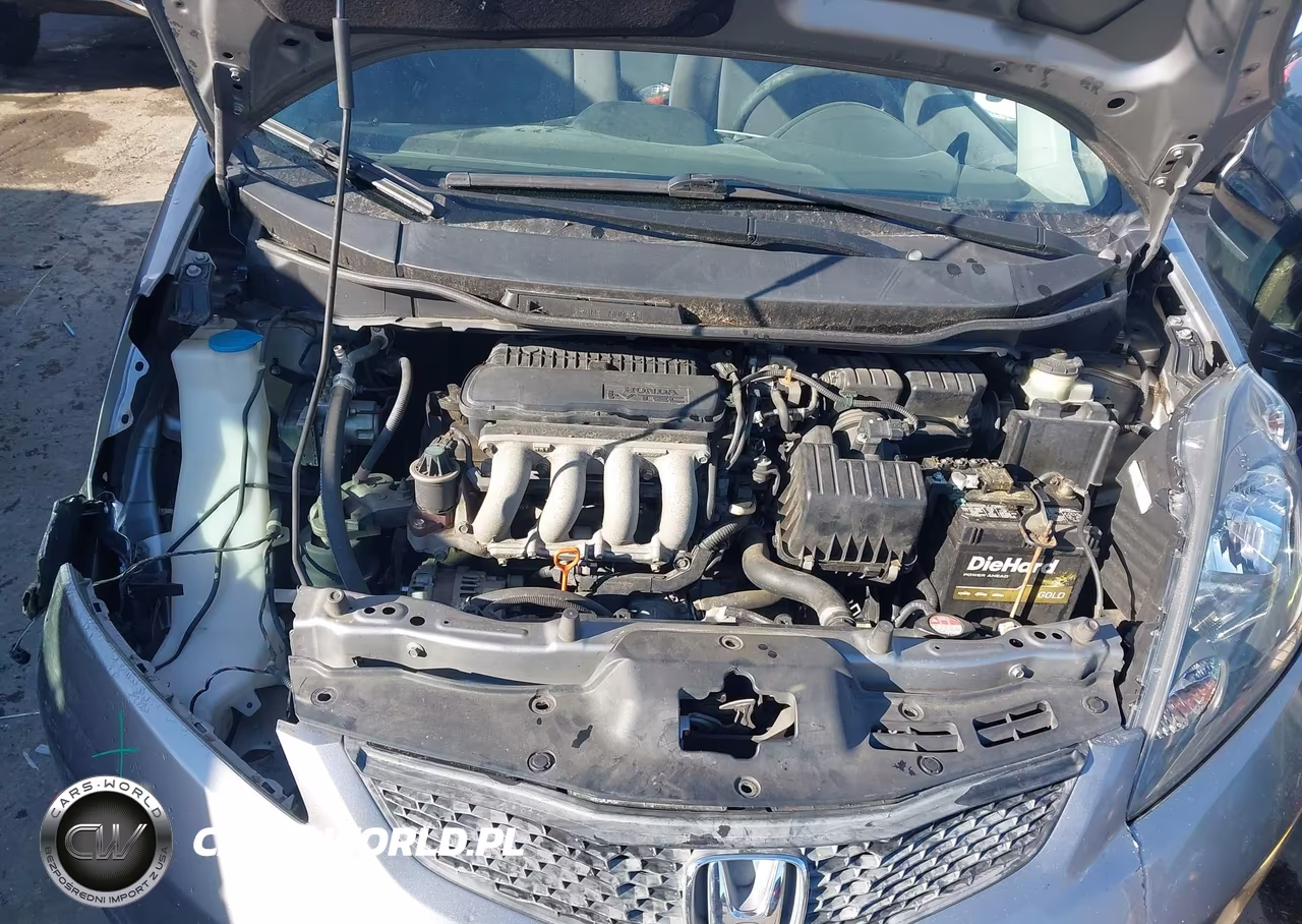 2010 Honda Fit VIN:JHMGE8G22AC035384 - 10