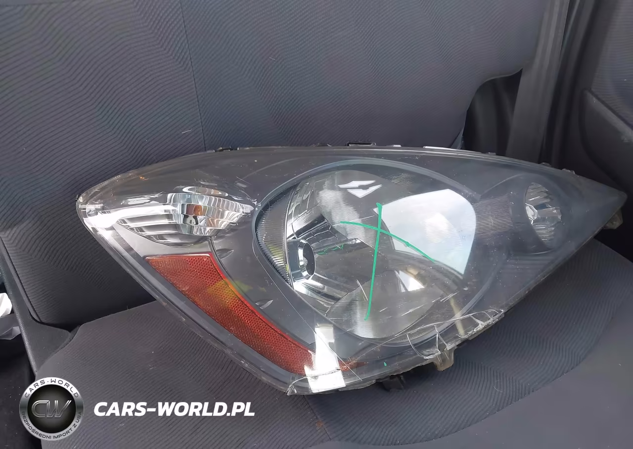 2010 Honda Fit VIN:JHMGE8G22AC035384 - 12