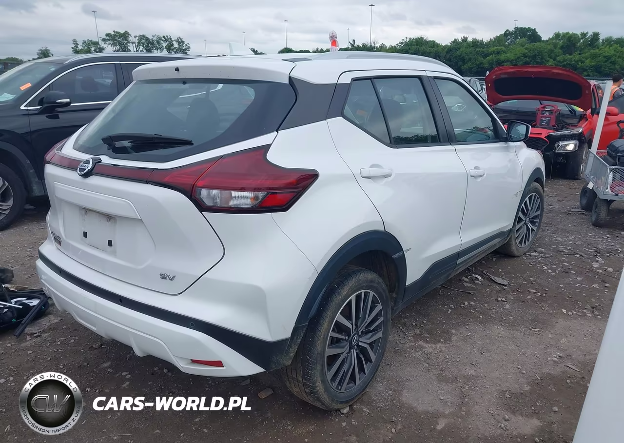 2021 Nissan Kicks Sv Xtronic Cvt VIN:3N1CP5CV7ML476917 - 4
