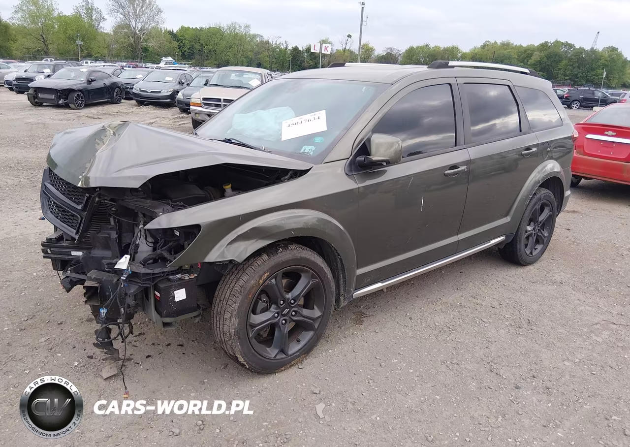 2018 Dodge Journey Crossroad VIN:3C4PDCGG3JT447899 - 2