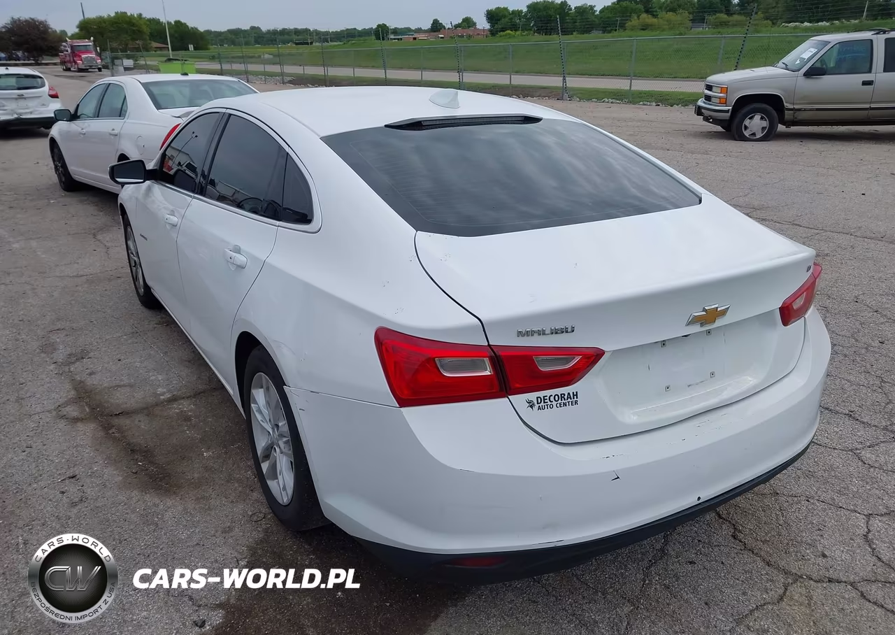 2017 Chevrolet Malibu 1Lt VIN:1G1ZE5ST1HF114264 - 3