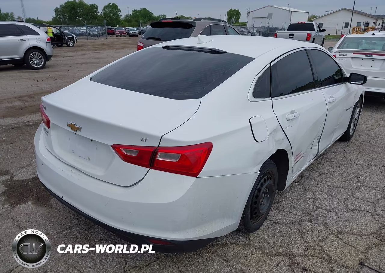 2017 Chevrolet Malibu 1Lt VIN:1G1ZE5ST1HF114264 - 4