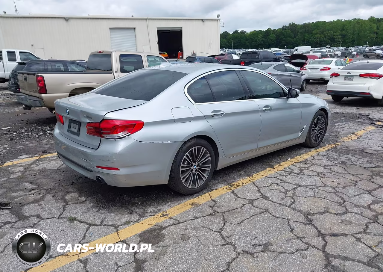 2018 BMW 530I VIN:WBAJA5C51JWA35733 - 4