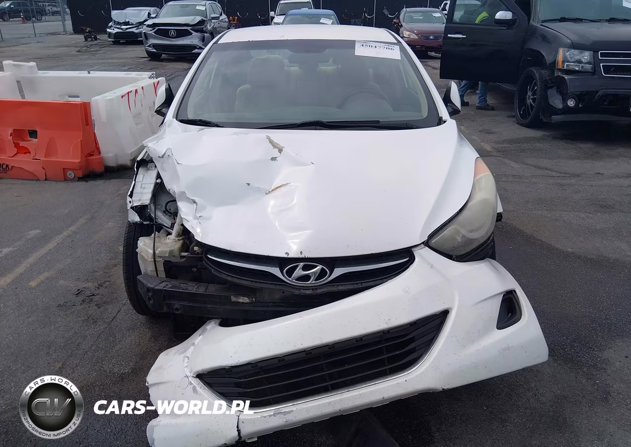 2012 Hyundai Elantra Gls VIN:5NPDH4AE0CH134090 - 12