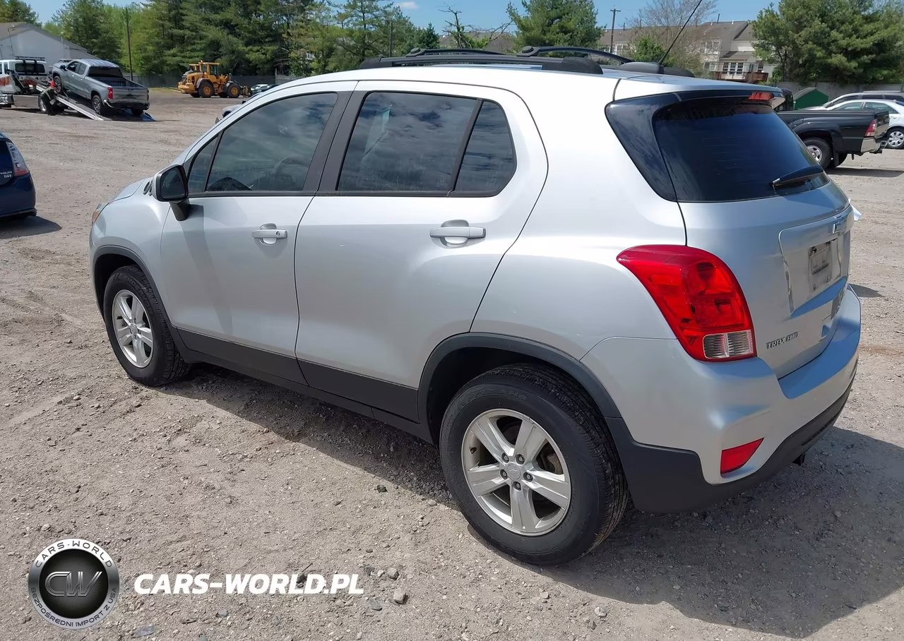 2018 Chevrolet Trax Ls VIN:KL7CJNSB3JB720529 - 3